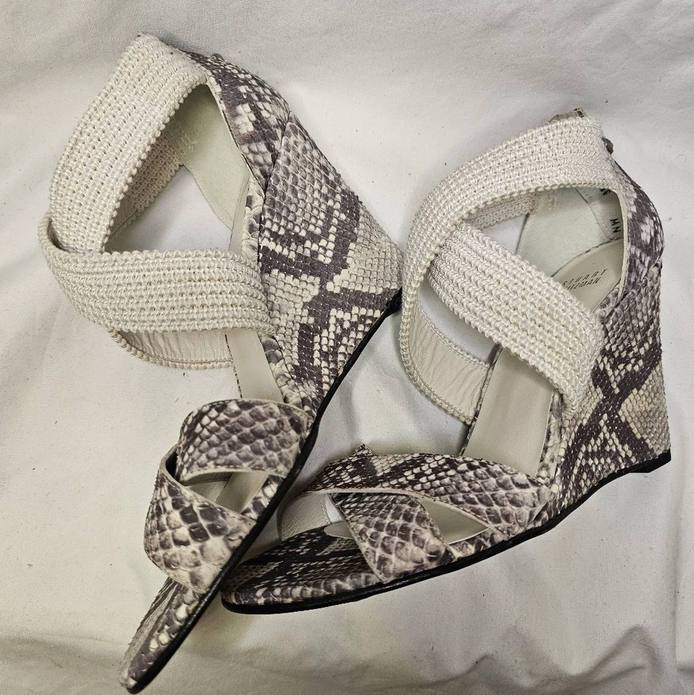 Stuart Weitzman Grasp Wedge Sandals - Women's Size 9.5 - Snakeskin Animal Print - Picture 6 of 14